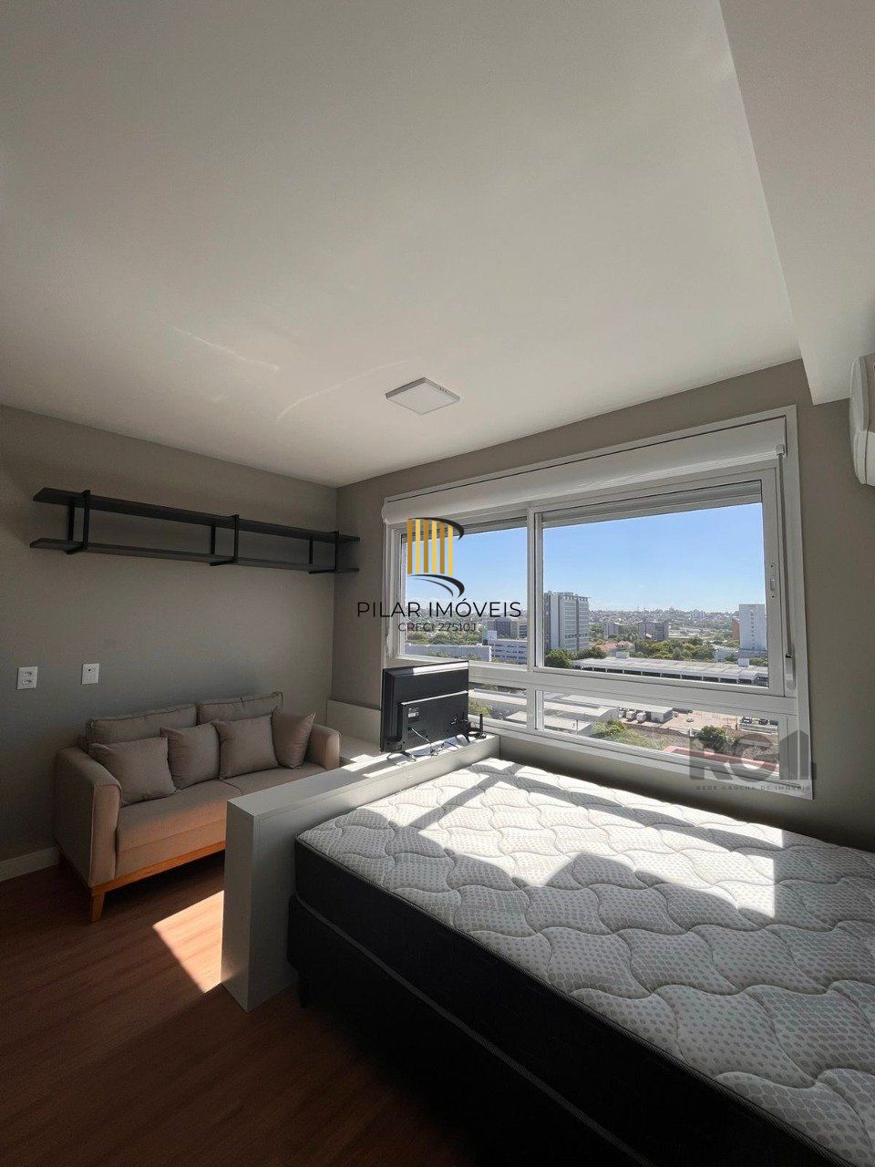 Loft 1 dormitório no bairro Partenon