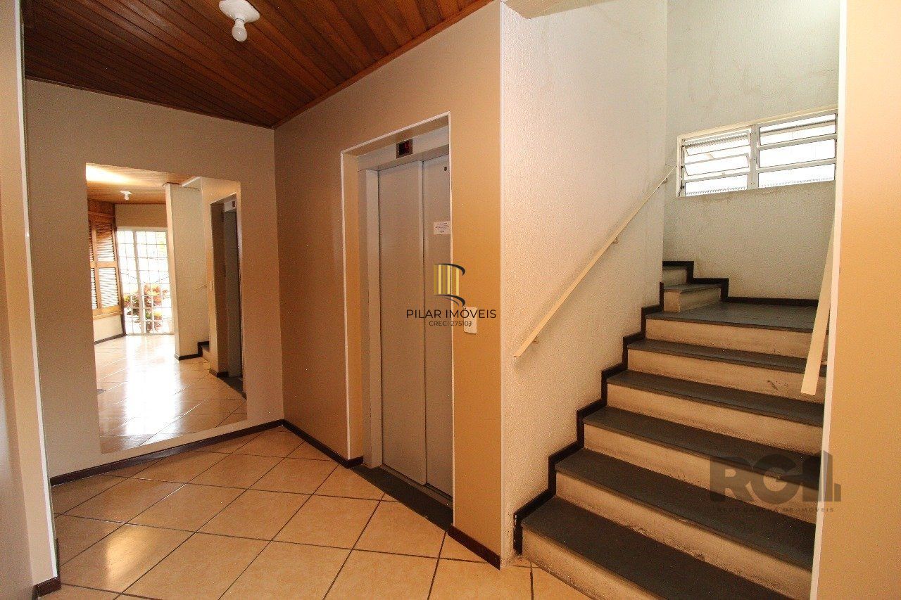 Apartamento 2 dormitórios no bairro Morro Santana