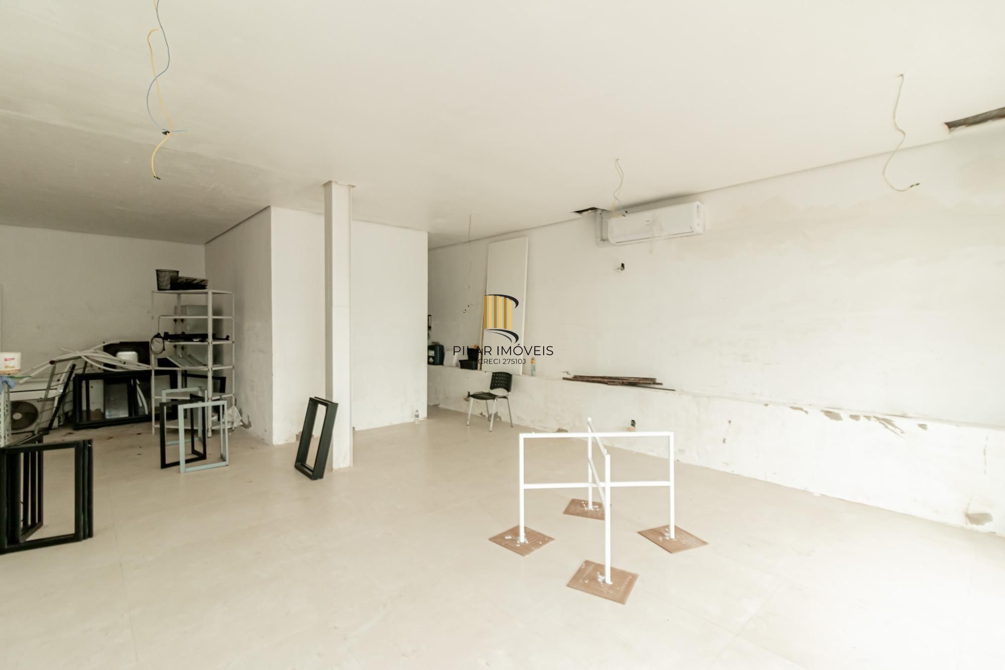 Prédio Comercial 6 dormitórios no bairro Navegantes