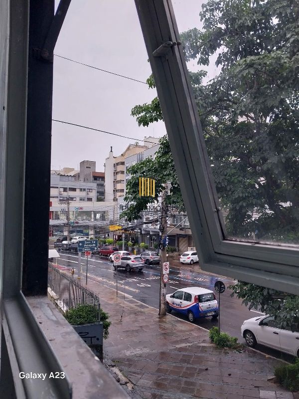 Loja 2 dormitórios no bairro Higienópolis