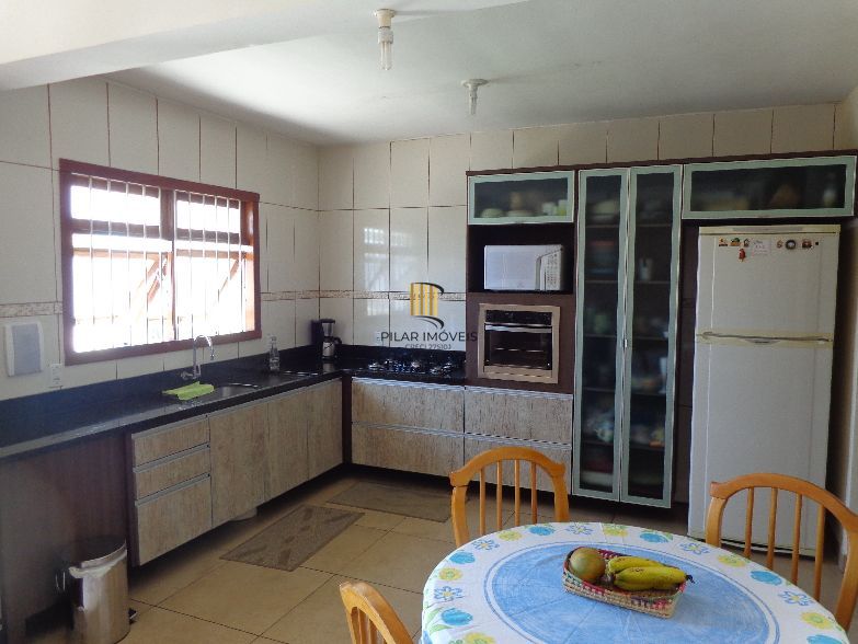 Casa de Condomínio 2 dormitórios no bairro Passo das Pedras