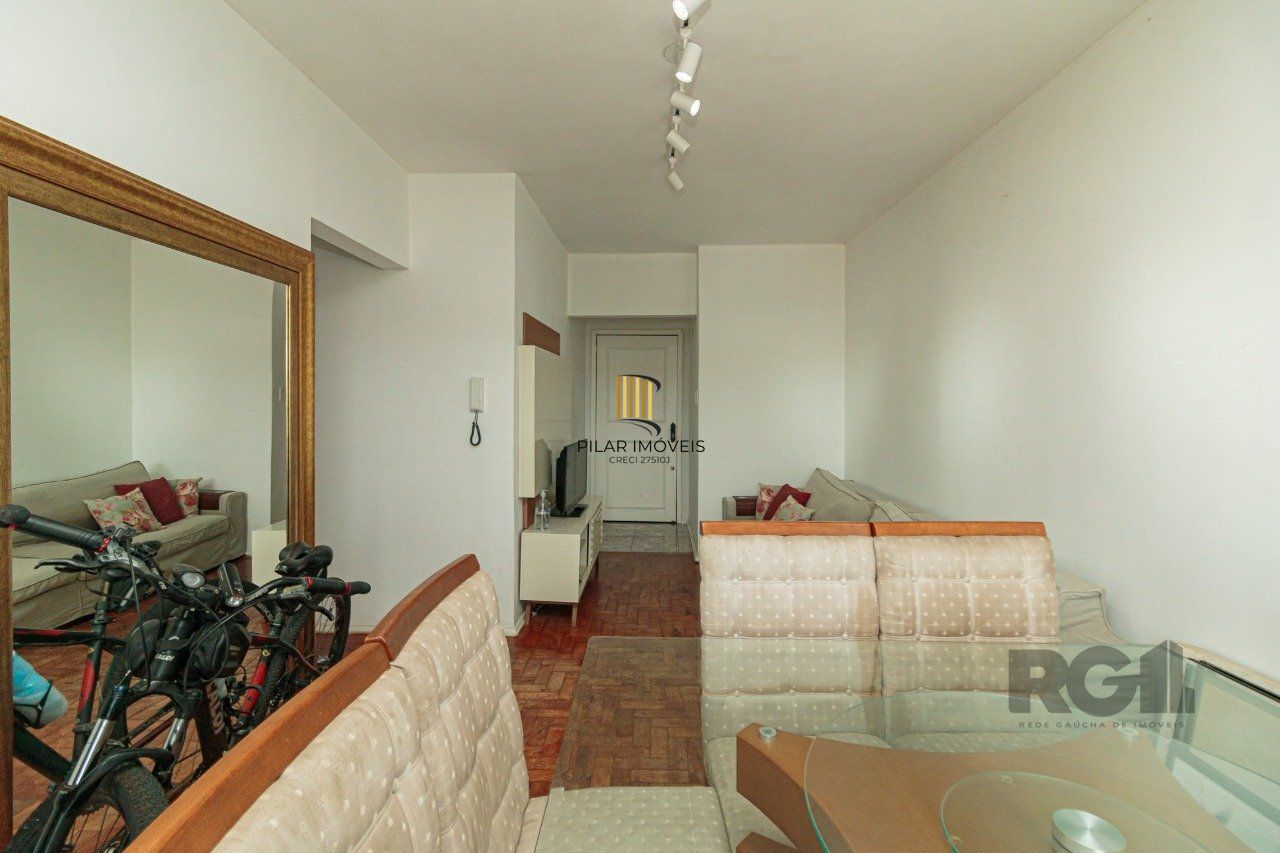 Apartamento 2 dormitórios no bairro Vila Ipiranga