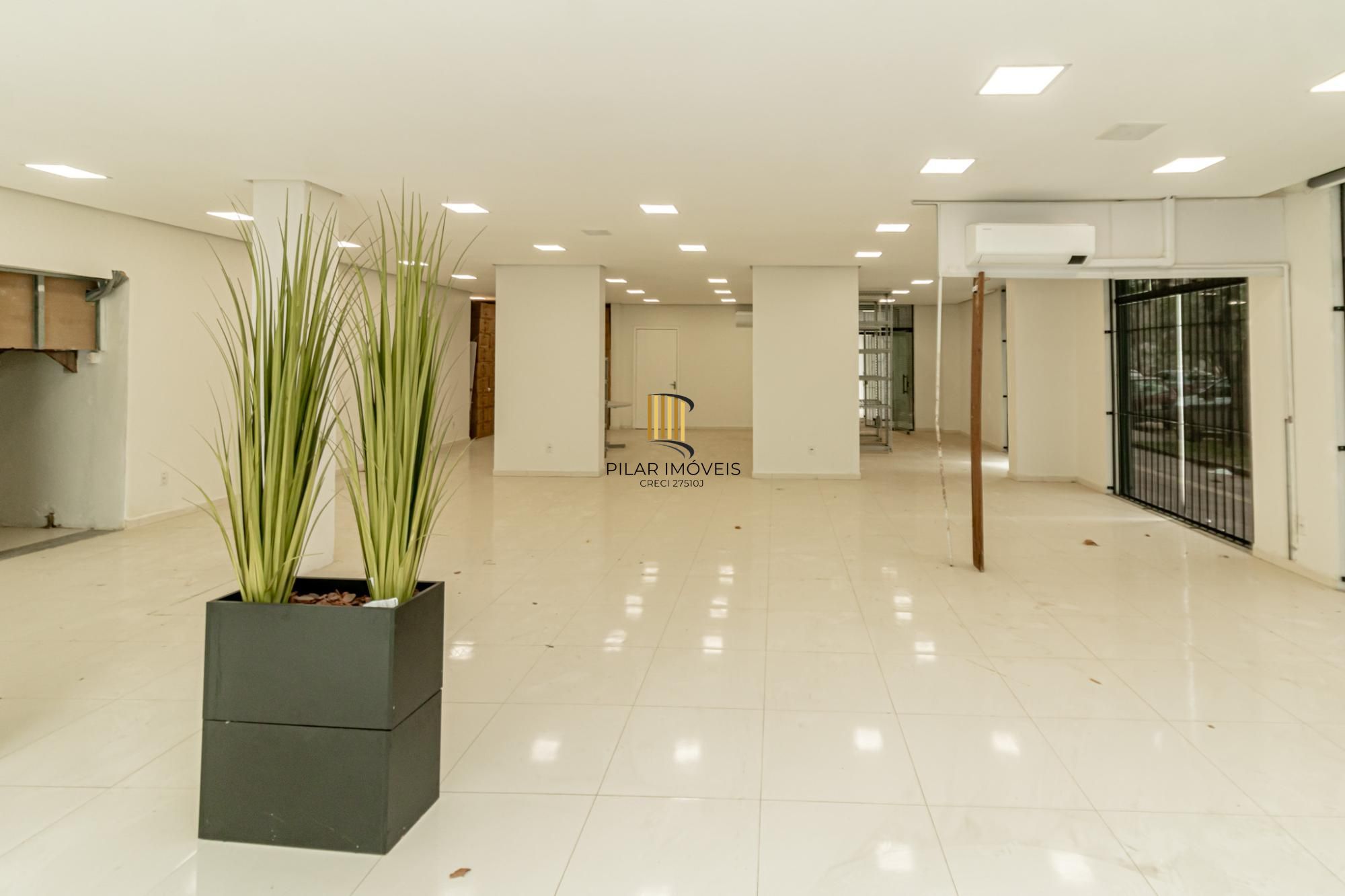 Prédio Comercial 6 dormitórios no bairro Navegantes