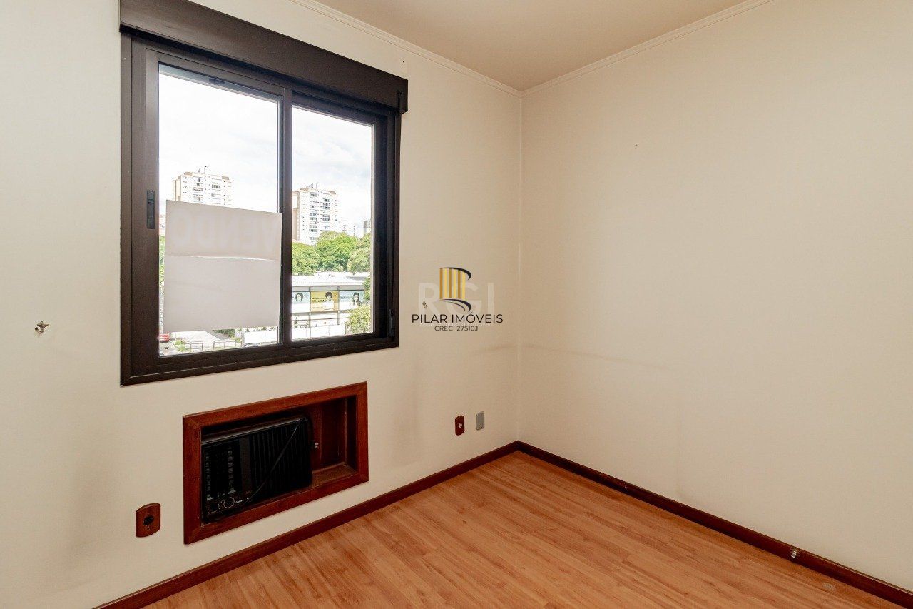 Apartamento 2 dormitórios no bairro Vila Ipiranga