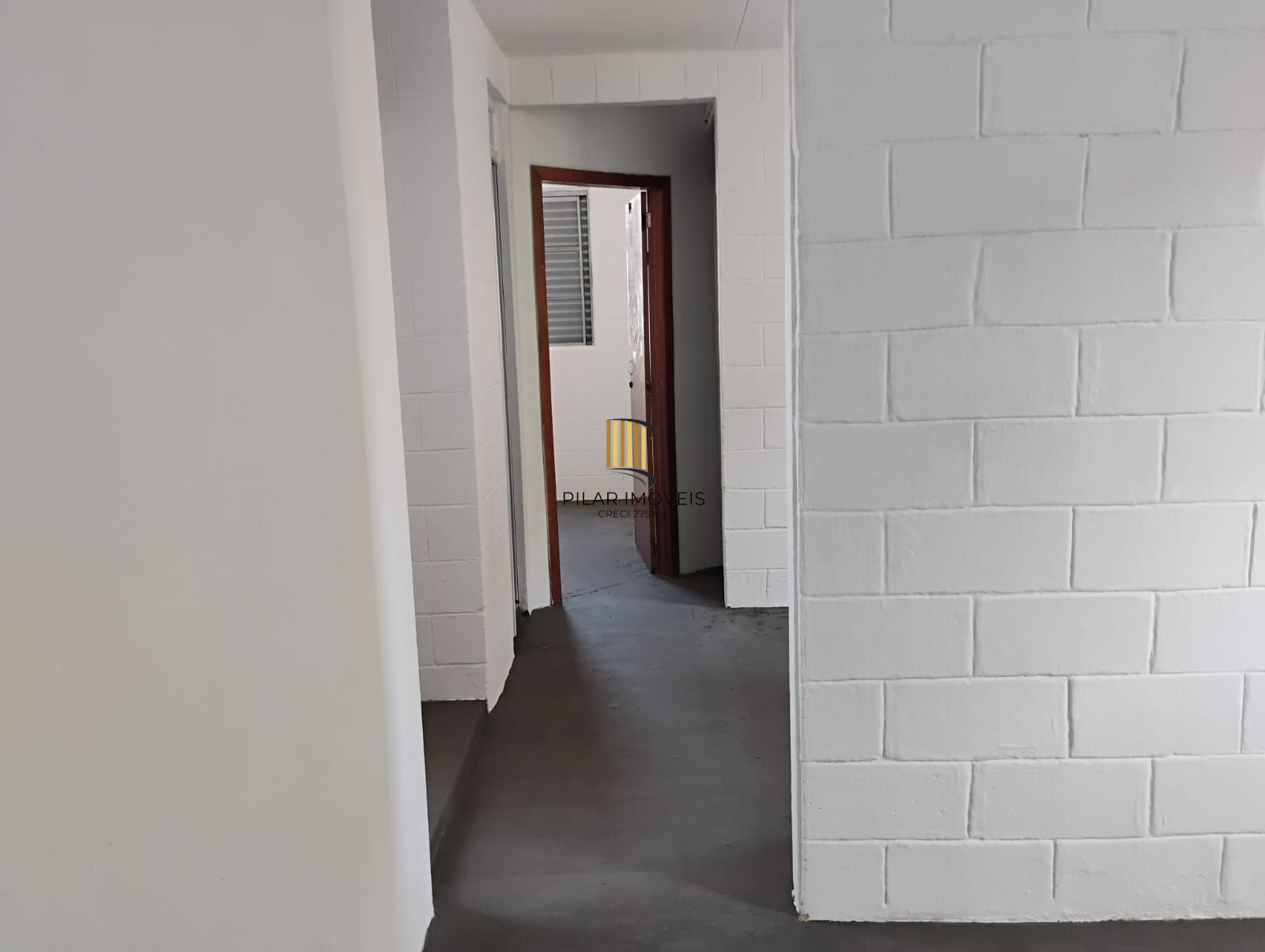 Apartamento 2 dormitórios no bairro Rubem Berta