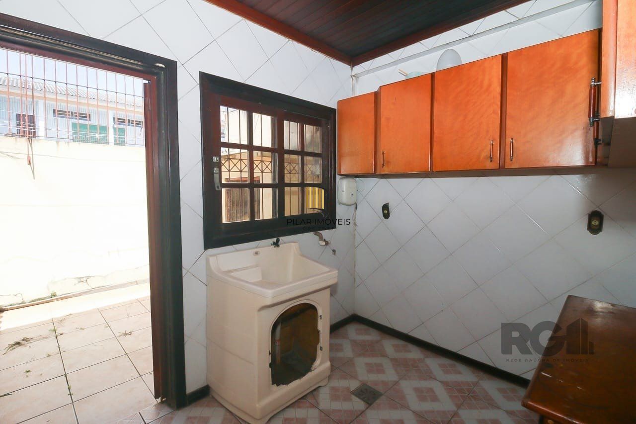 Casa 4 dormitórios no bairro Marechal Rondon