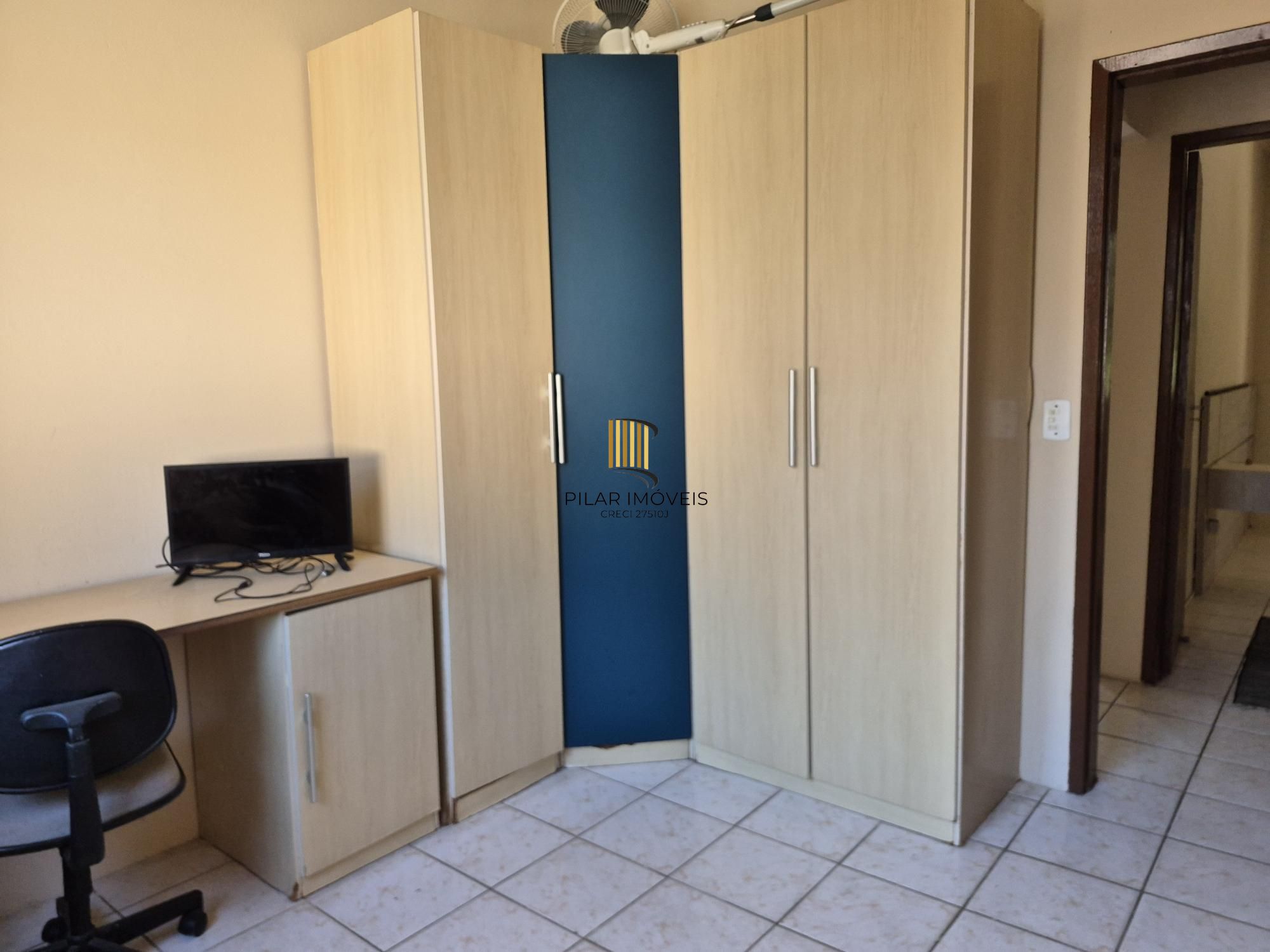 Casa Residencial de 3 Quartos com Piscina e Churrasqueira em Porto Alegre