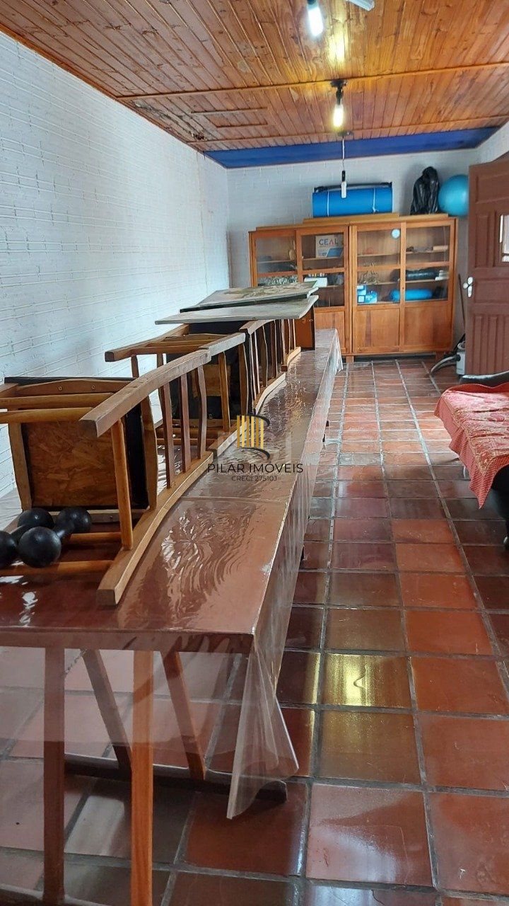 Casa 2 dormitórios no bairro Vila Ipiranga