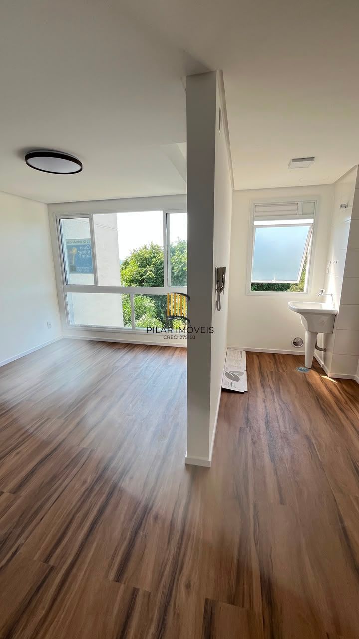 Apartamento 2 dormitórios no bairro Jardim Sabará