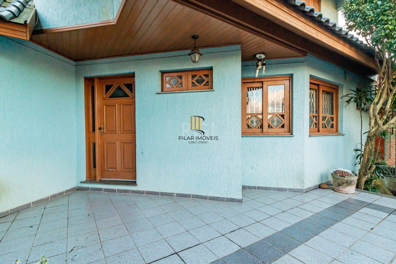Casa para Venda - 431m², 4 dormitórios, sendo 2 suites, 3 vagas - Jardim Itu Sabará