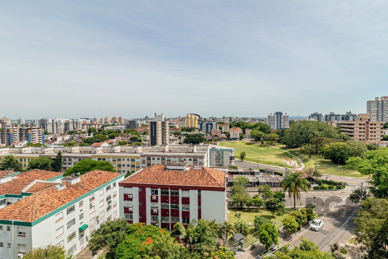Apartamento 2 dormitórios no bairro Passo da Areia