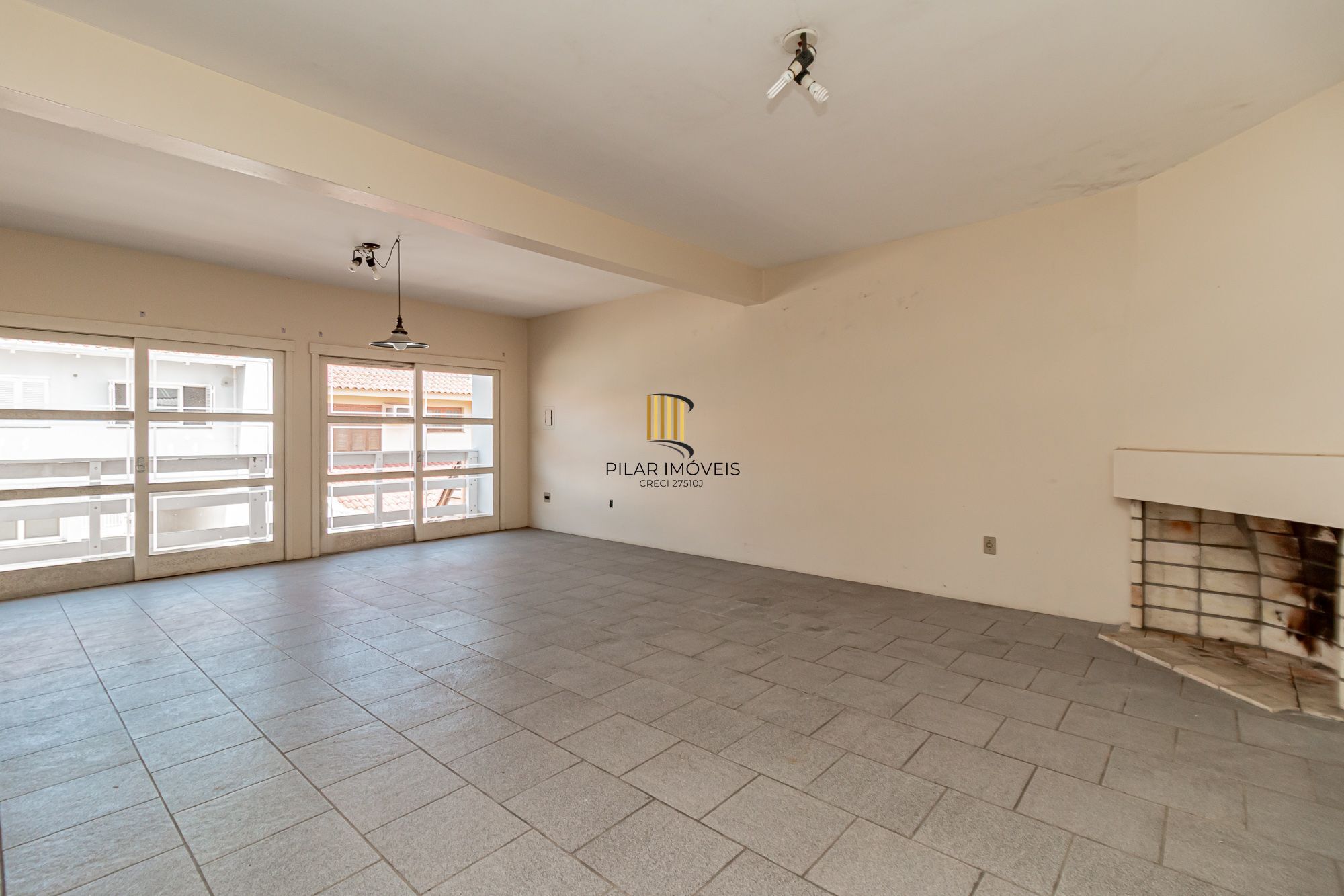 Casa 5 dormitórios no bairro Marechal Rondon