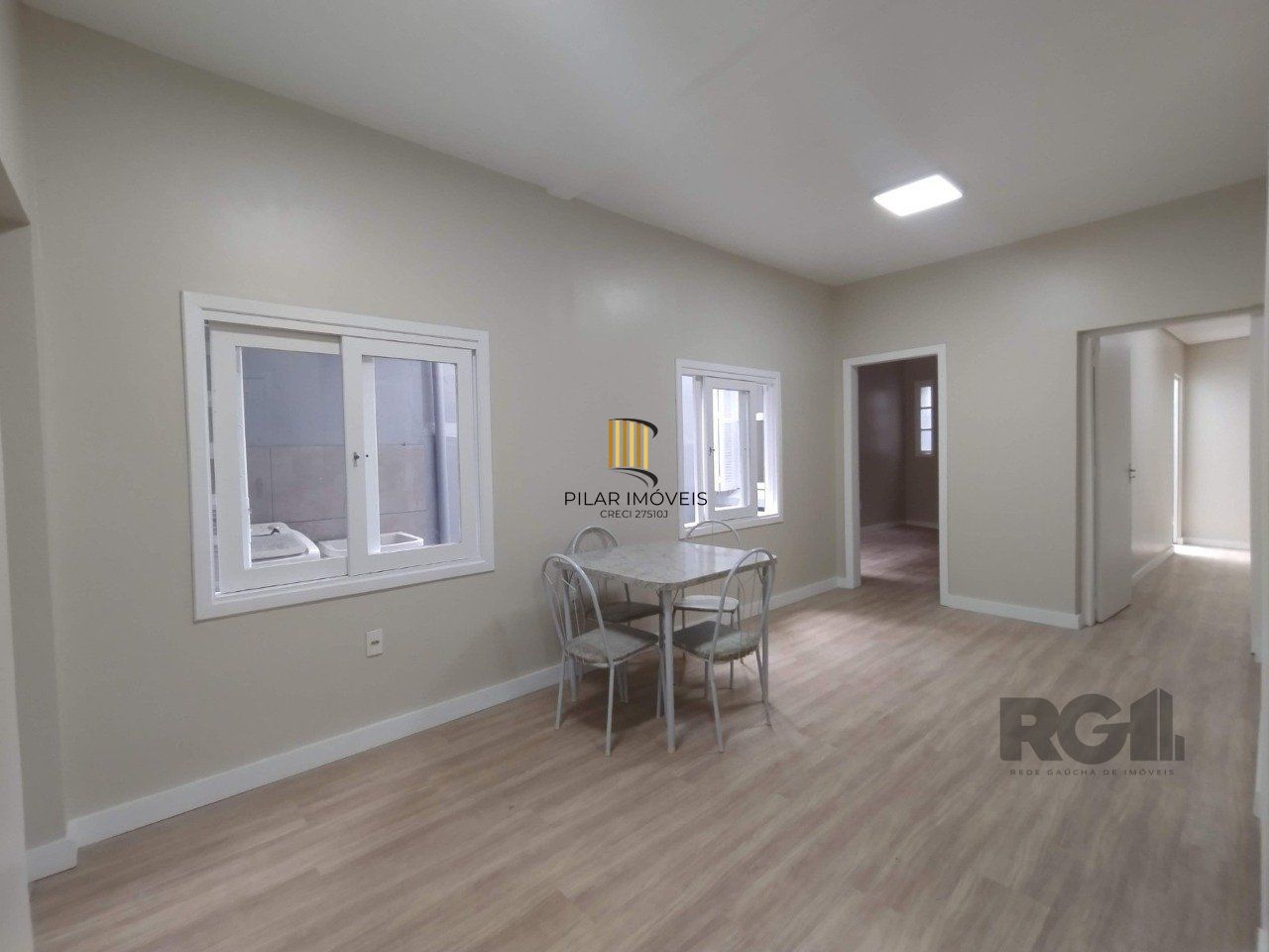 Apartamento 2 dormitórios no bairro São Geraldo