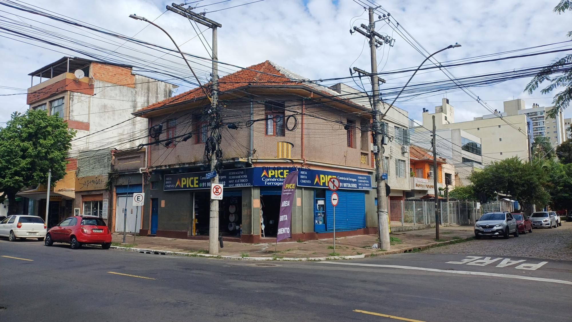 Prédio Comercial 3 dormitórios no bairro São Geraldo