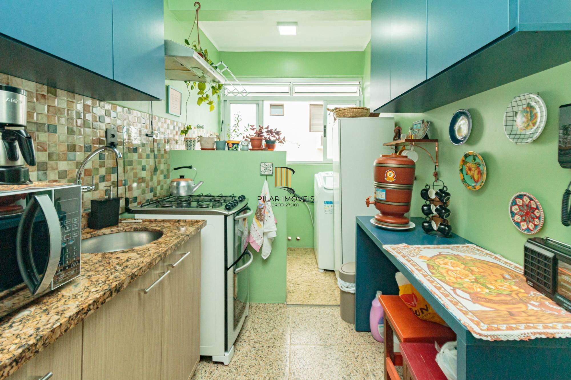Apartamento 2 dormitórios no bairro Passo da Areia
