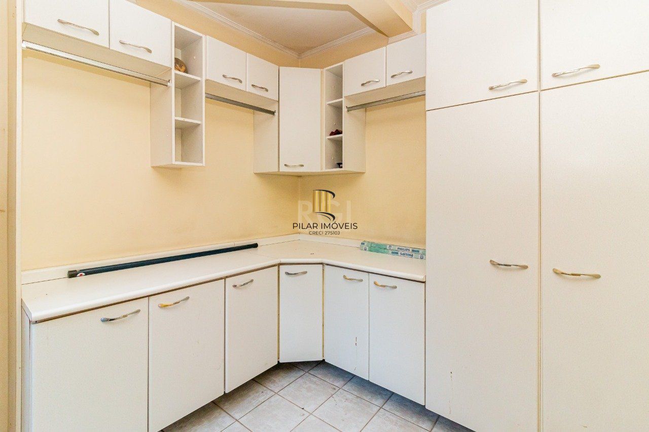 Casa para Venda - 431m², 4 dormitórios, sendo 2 suites, 3 vagas - Jardim Itu Sabará