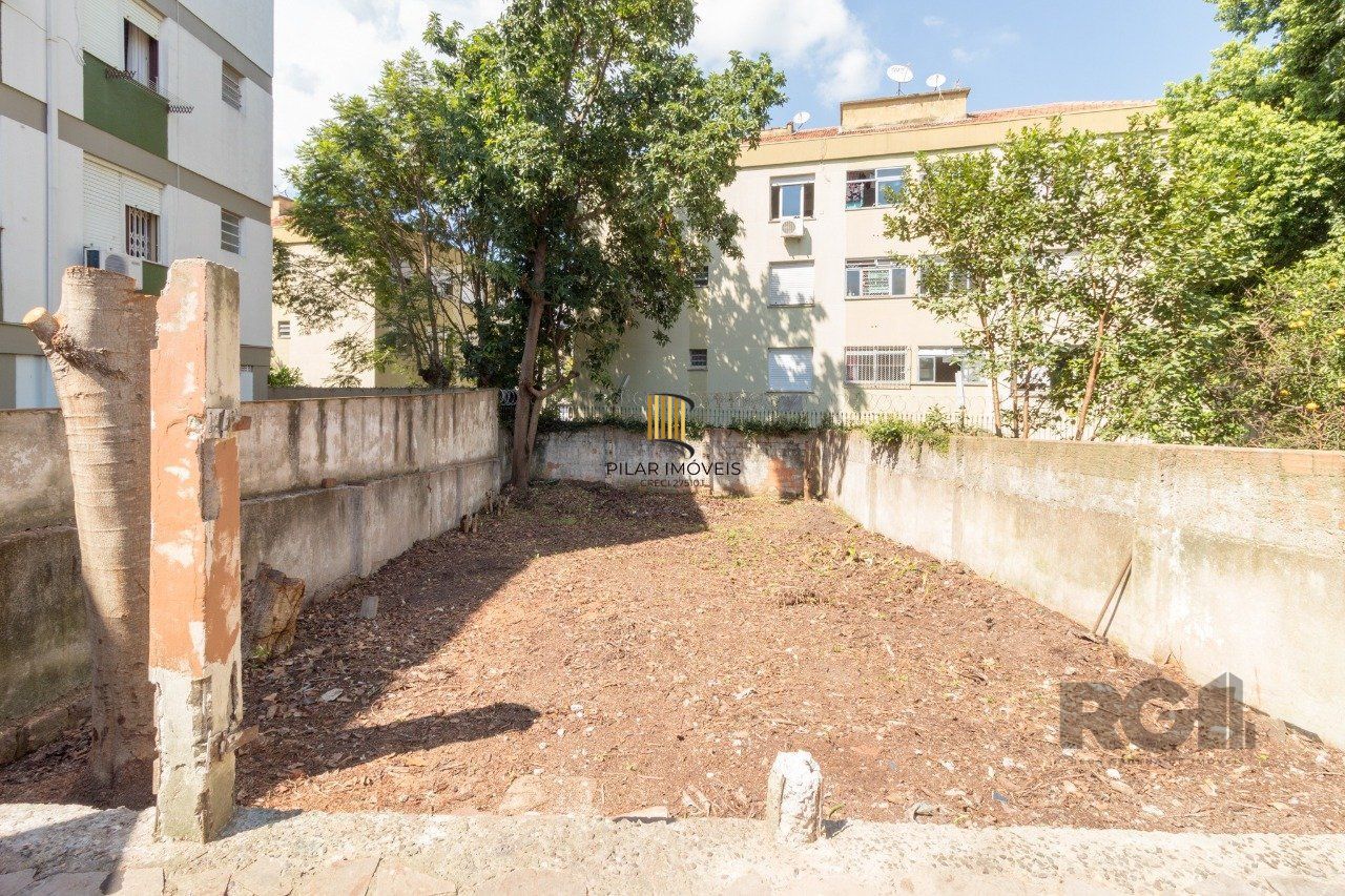 Casa 4 dormitórios no bairro Cristo Redentor