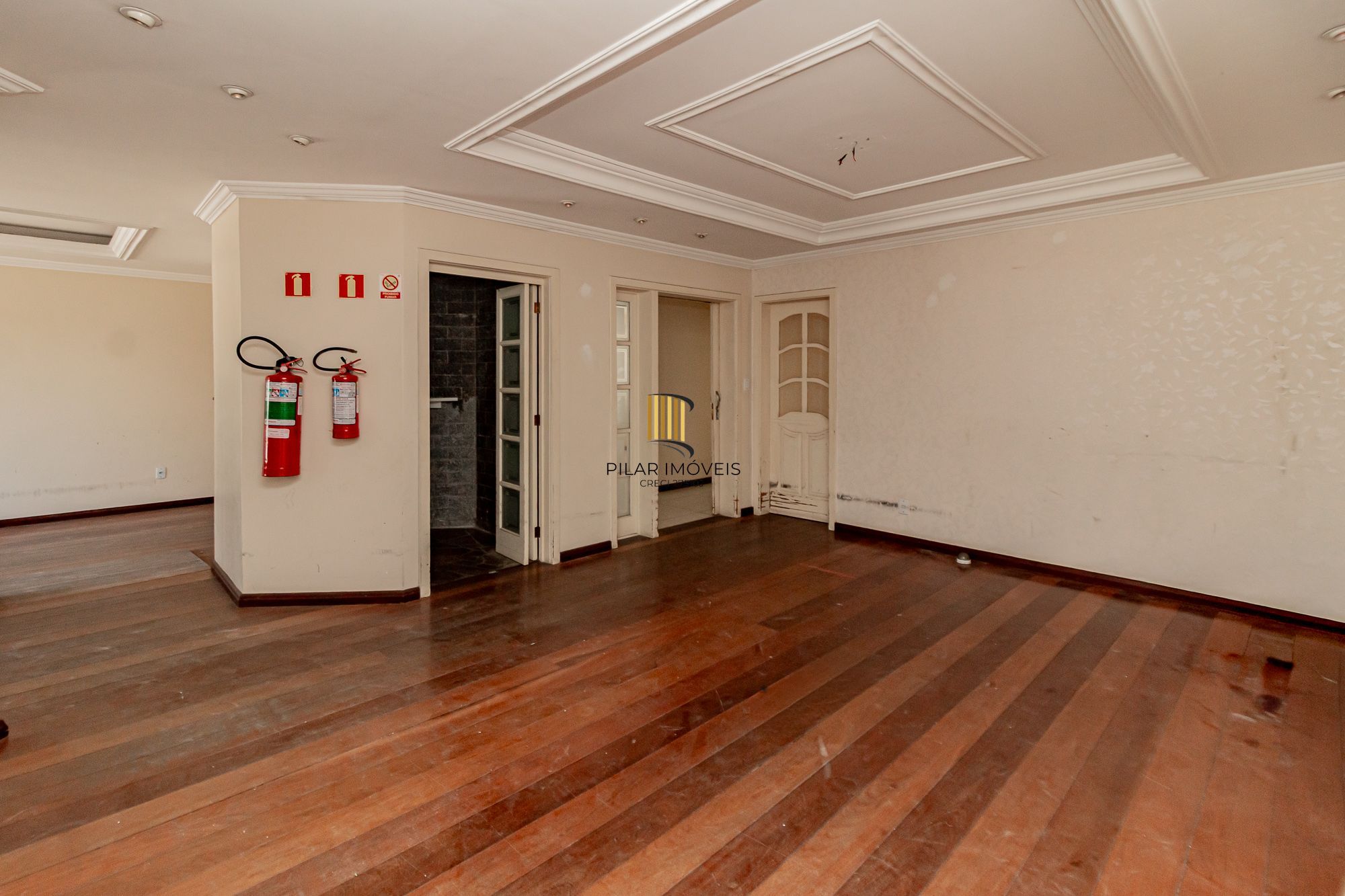 Casa 5 dormitórios no bairro Marechal Rondon