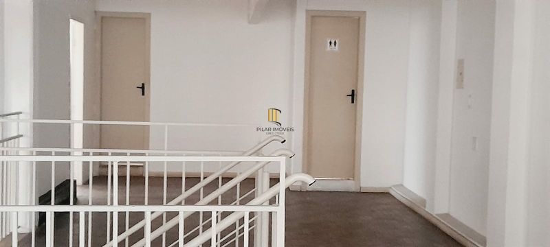 Loja 3 dormitórios no bairro Três Figueiras