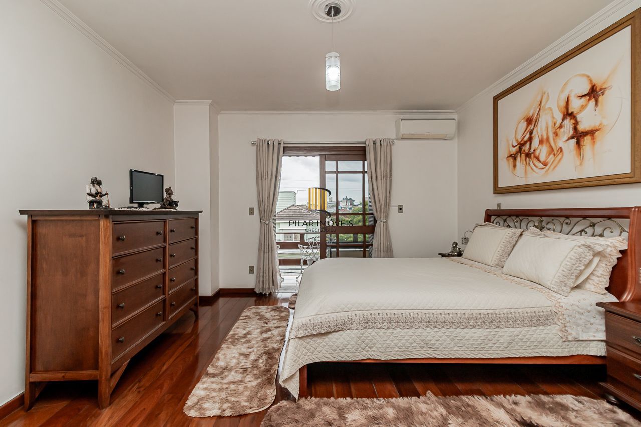 Casa 3 dormitórios no bairro Vila Ipiranga