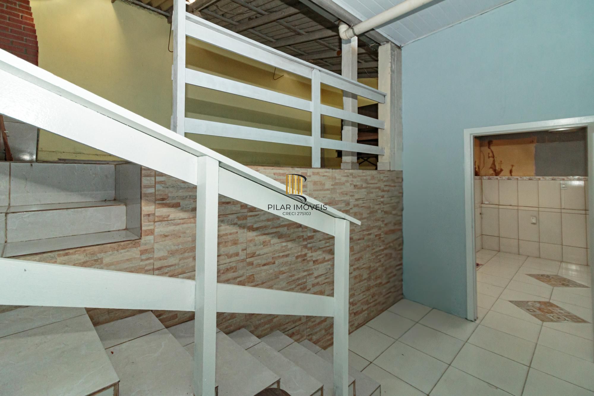 Casa 2 dormitórios no bairro Lomba do Pinheiro