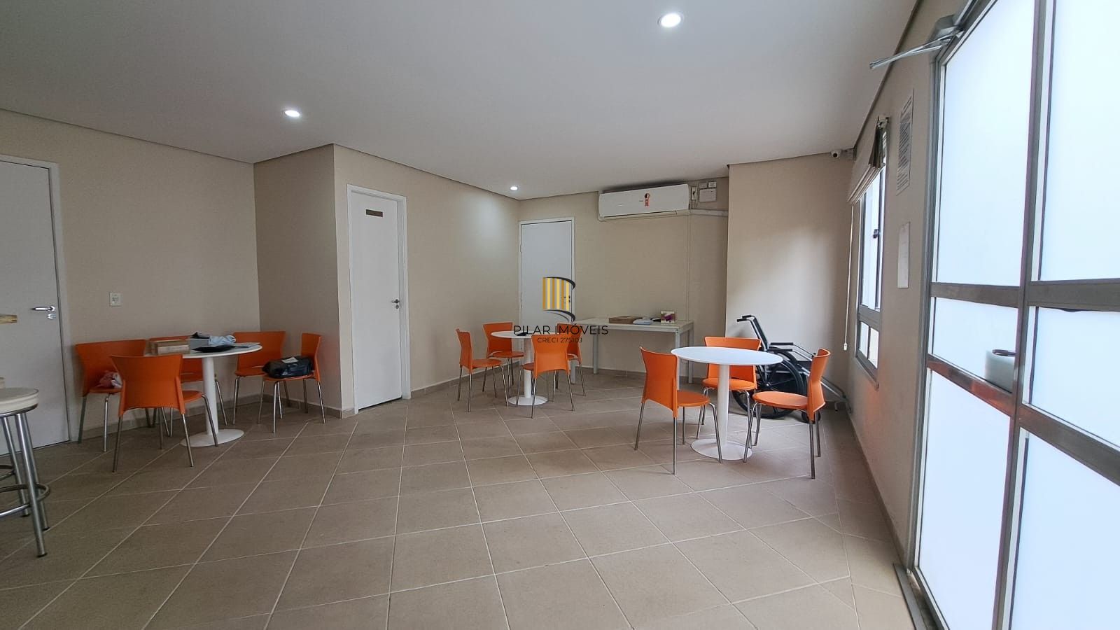 Apartamento 2 dormitórios no bairro Jardim Itu