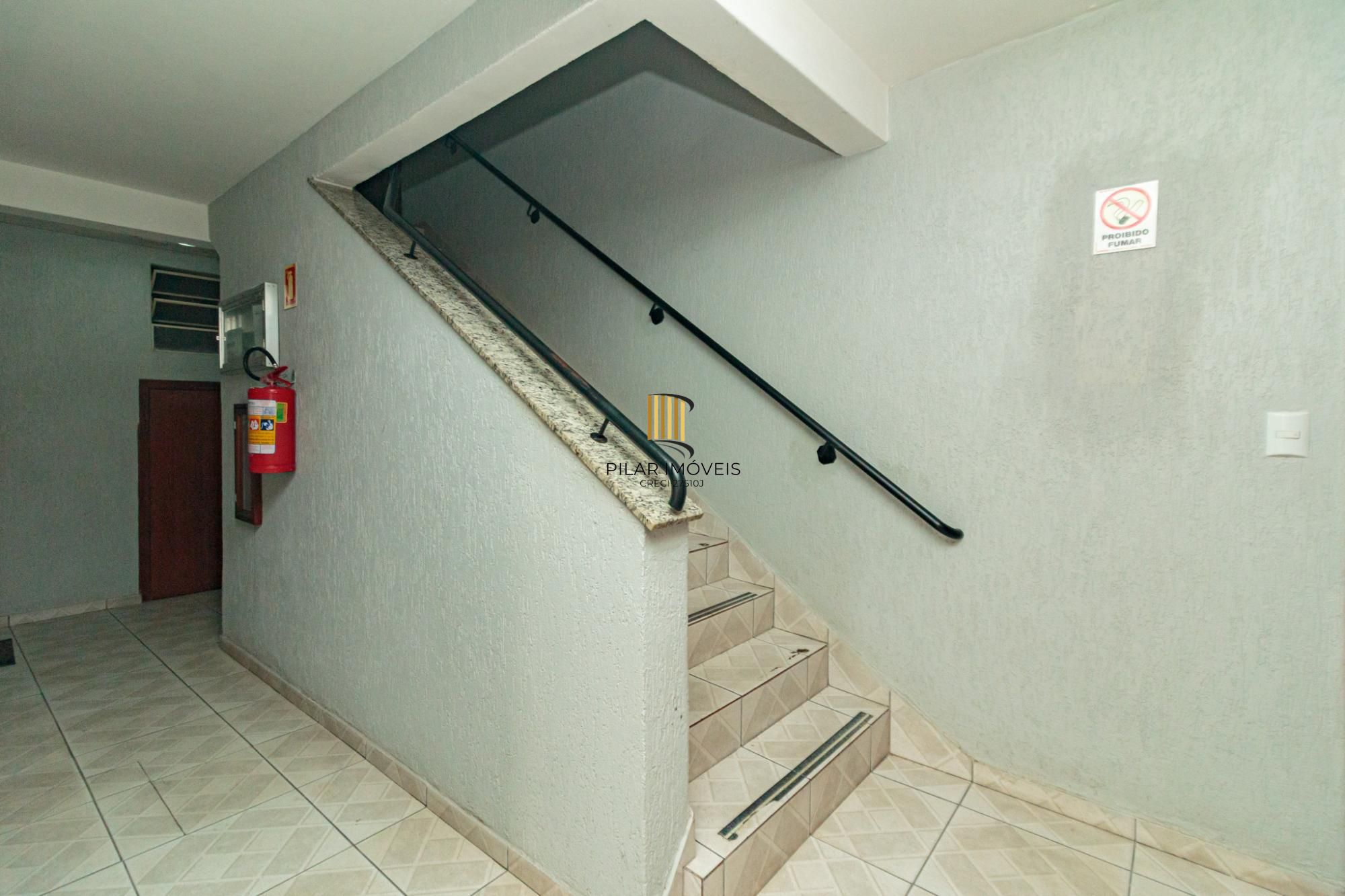 Apartamento 2 dormitórios no bairro Passo da Areia