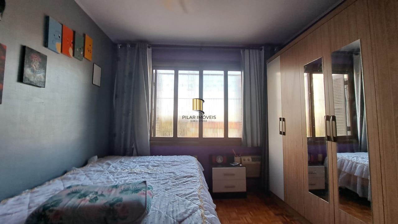 Casa 4 dormitórios no bairro Morro Santana