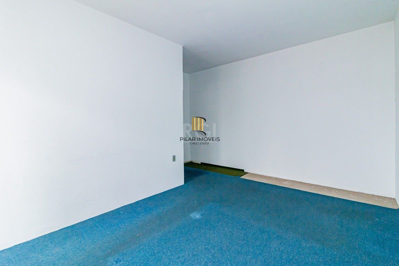 Casa para Venda - 296m², 3 dormitórios, sendo 1 suites, 3 vagas - Rubem Berta