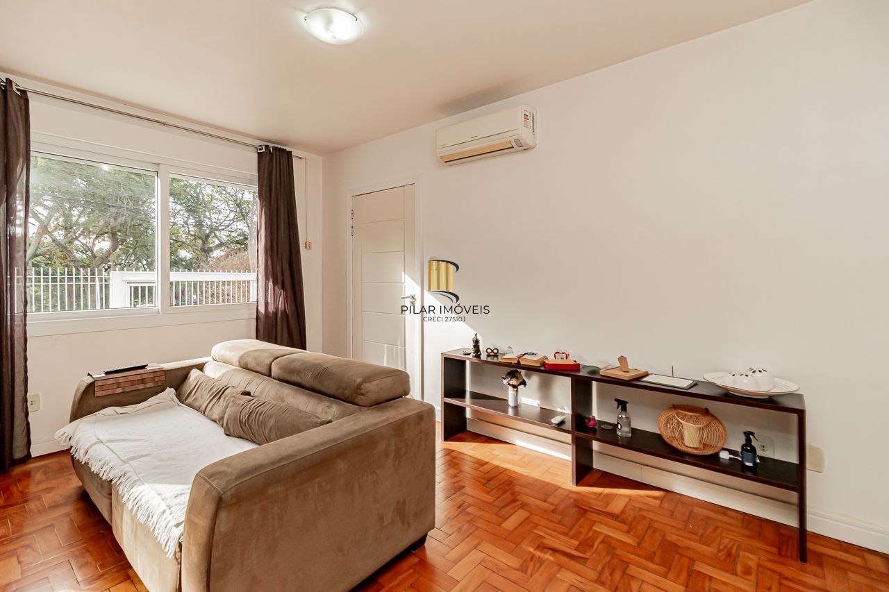Casa 3 dormitórios no bairro Vila Ipiranga