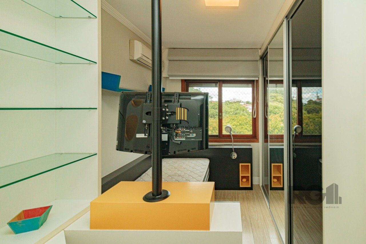 Apartamento 3 dormitórios no bairro Vila Ipiranga