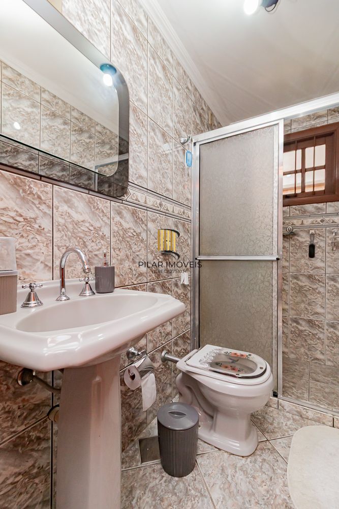 Casa 3 dormitórios no bairro Vila Ipiranga