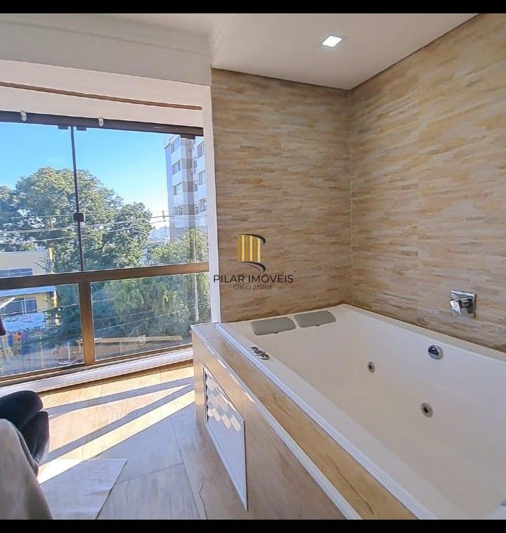 Apartamento 3 dormitórios no bairro Cristo Redentor
