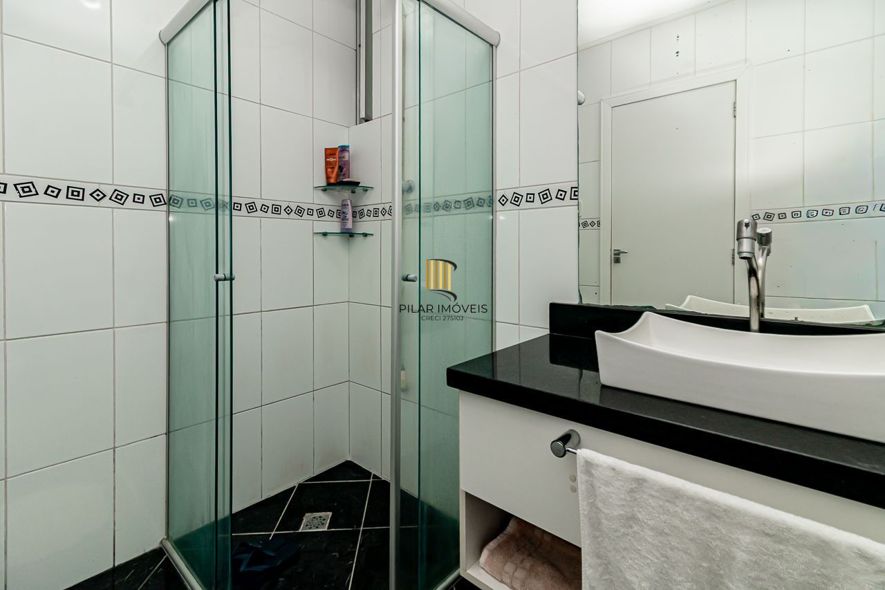 Casa 3 dormitórios no bairro Vila Ipiranga