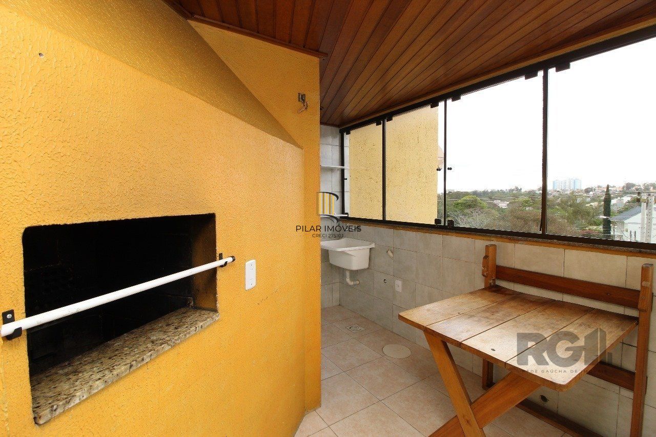 Apartamento 2 dormitórios no bairro Morro Santana