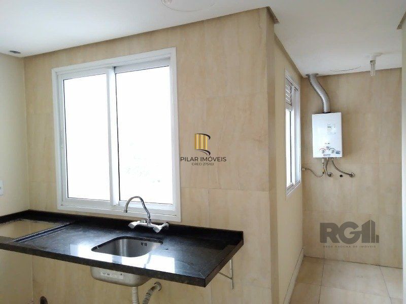 Duplex 2 dormitórios no bairro Jardim Sabará