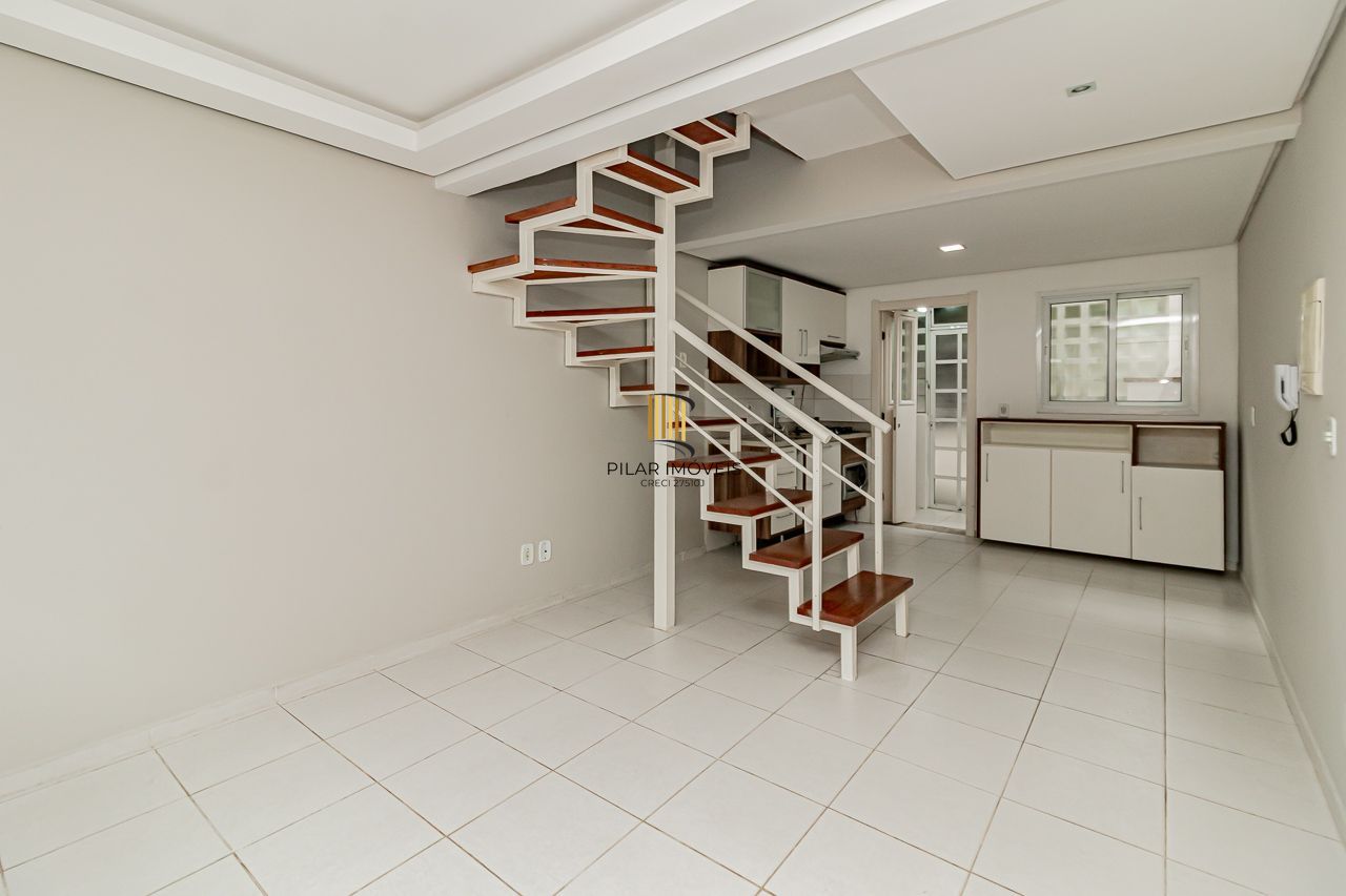 Casa de Condomínio 3 dormitórios no bairro Cavalhada