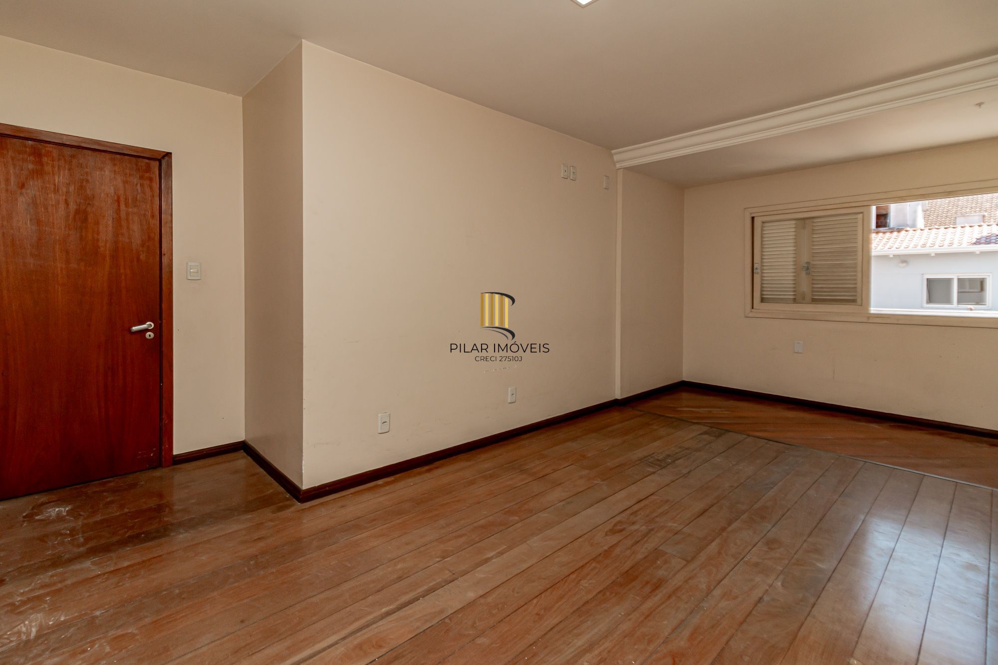 Casa 5 dormitórios no bairro Marechal Rondon