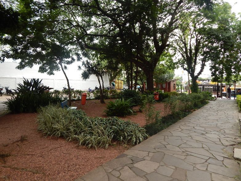 Apartamento 2 dormitórios no bairro Jardim Itu