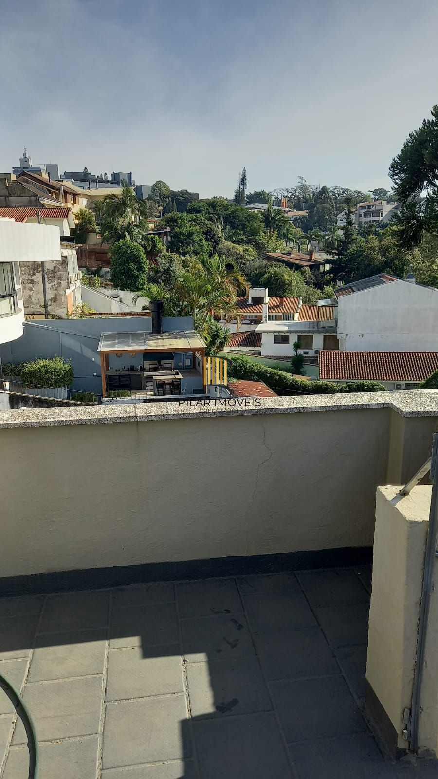 Casa 5 dormitórios no bairro Três Figueiras
