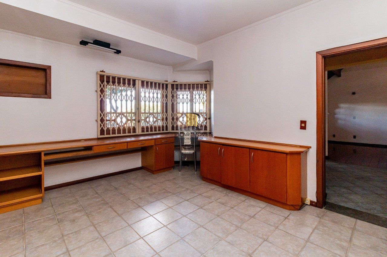 Casa para Venda - 431m², 4 dormitórios, sendo 2 suites, 3 vagas - Jardim Itu Sabará
