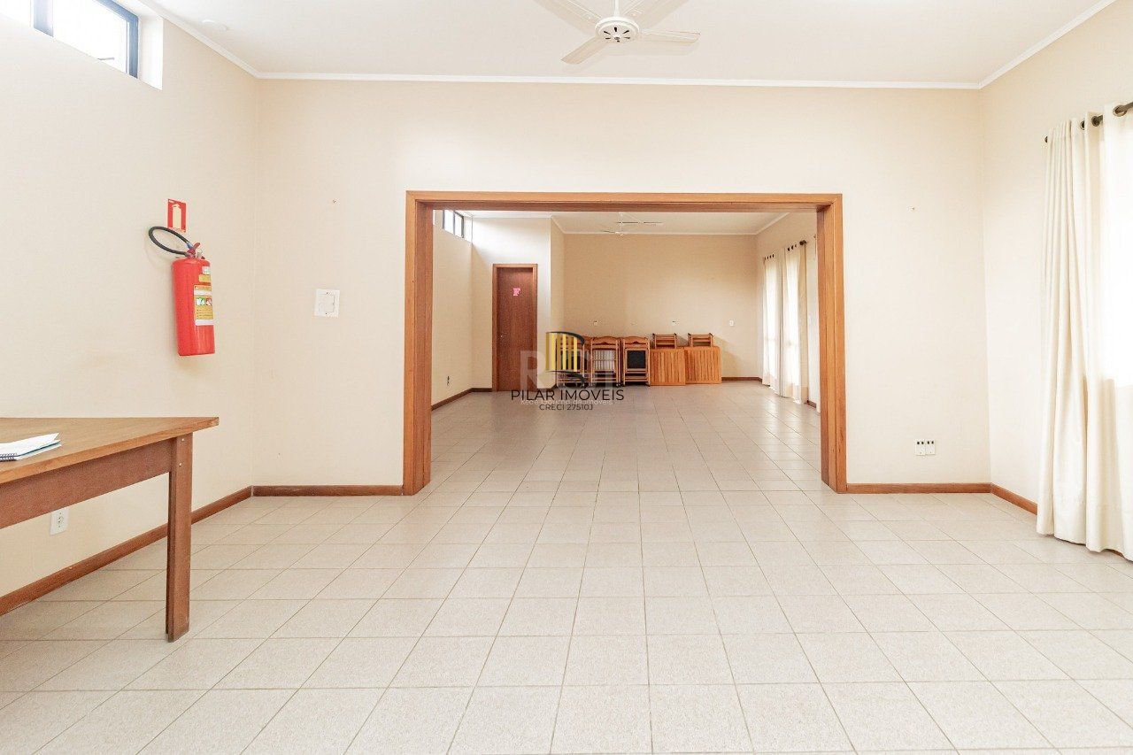 Apartamento 2 dormitórios no bairro Vila Ipiranga