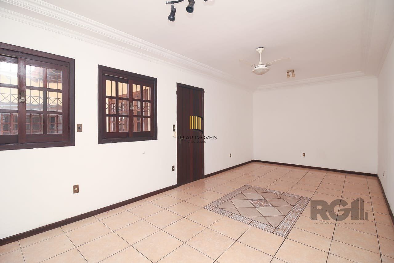 Casa 4 dormitórios no bairro Marechal Rondon