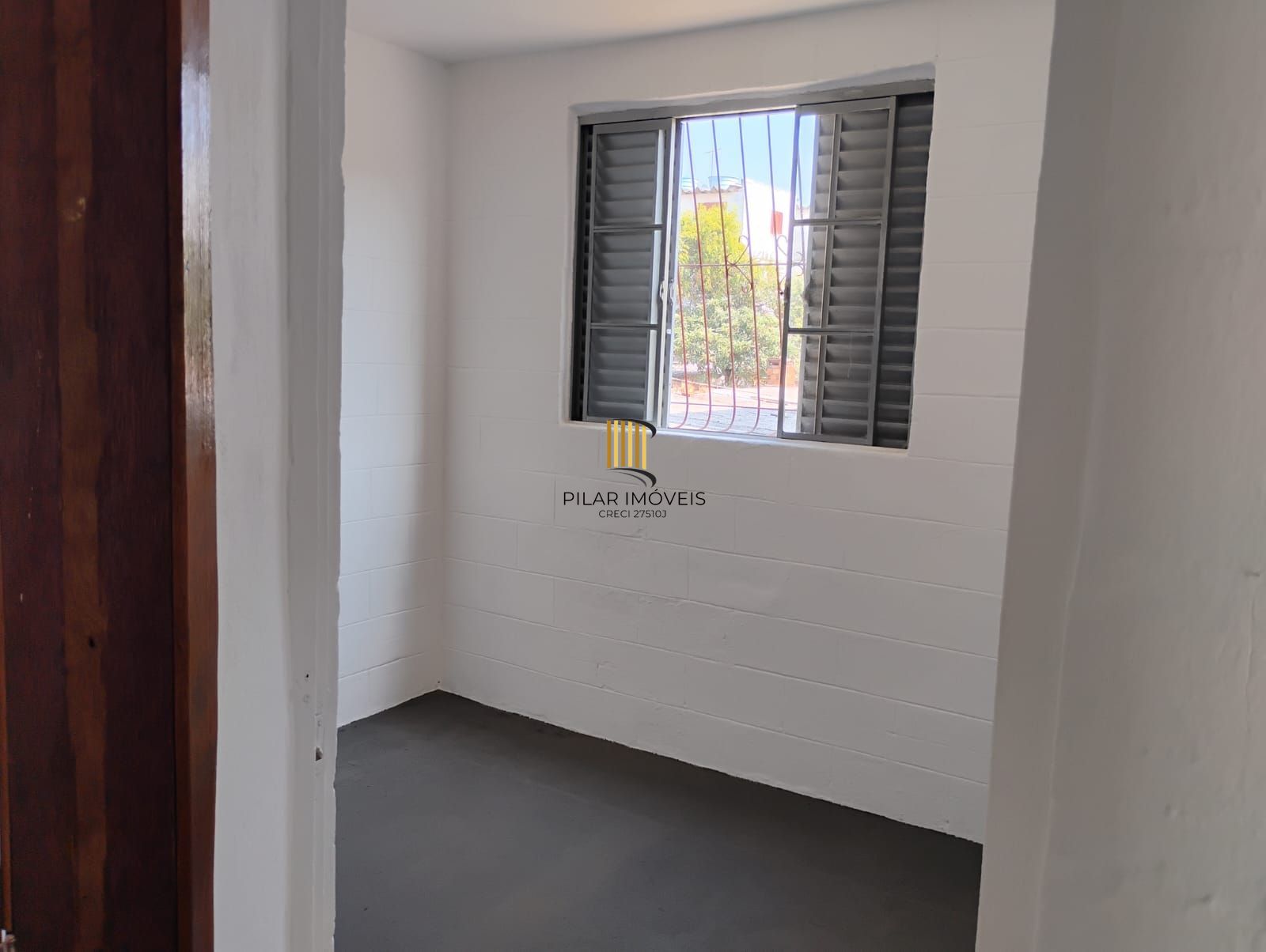 Apartamento 2 dormitórios no bairro Rubem Berta