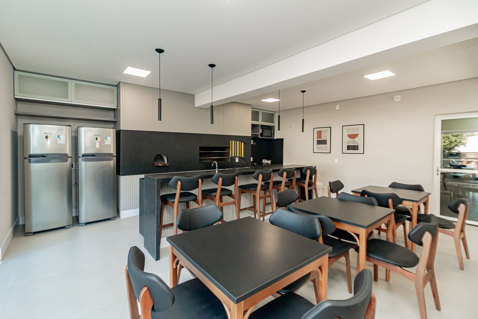 Apartamento 2 dormitórios no bairro Jardim Sabará