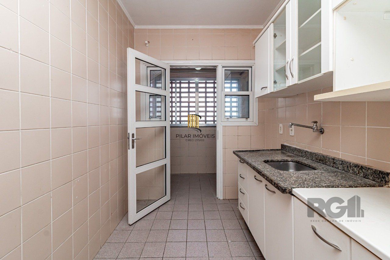 Apartamento 2 dormitórios no bairro Passo da Areia