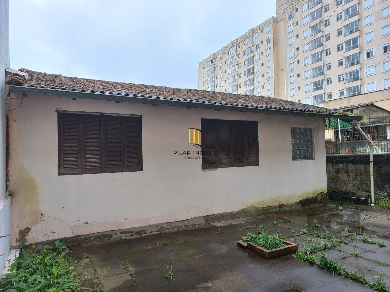 Excelente casa na av cavalhada com 3 dormitorios
