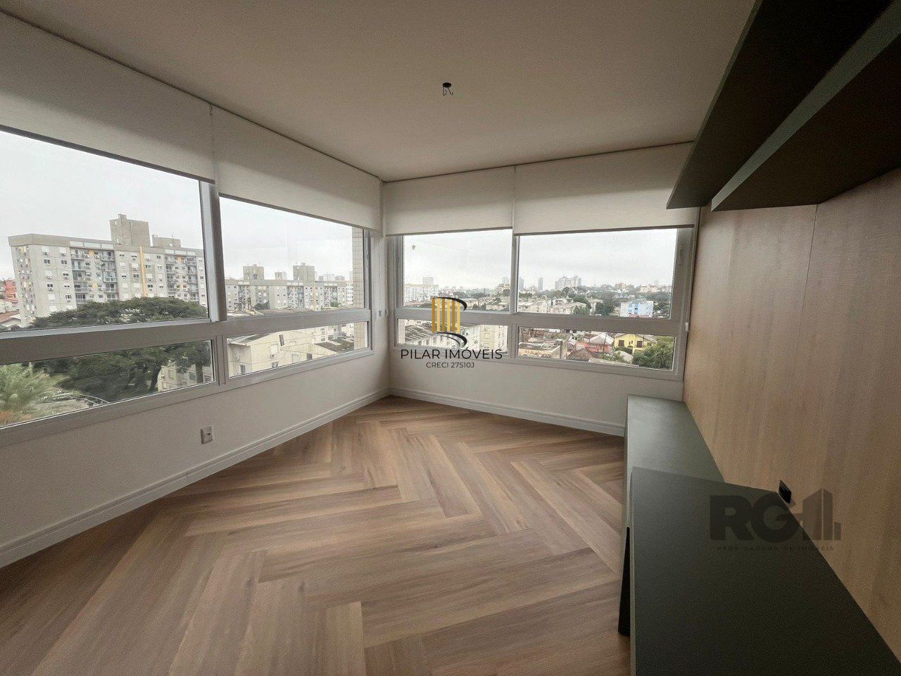 Apartamento de 02 Dormitórios 02 Vagas Bairro Tristeza