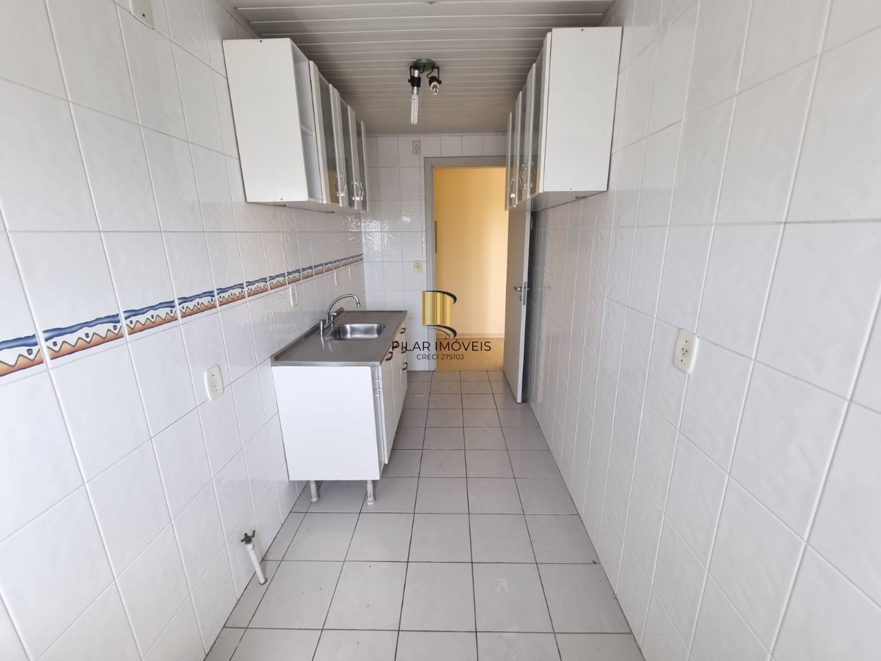 Apt 2 Dormitórios Sacada Bairro Cavalhada