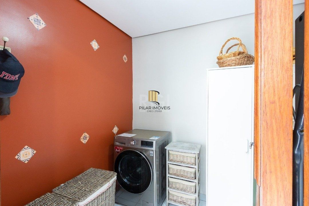 Casa a venda em condominio no bairro Jardim Isabel